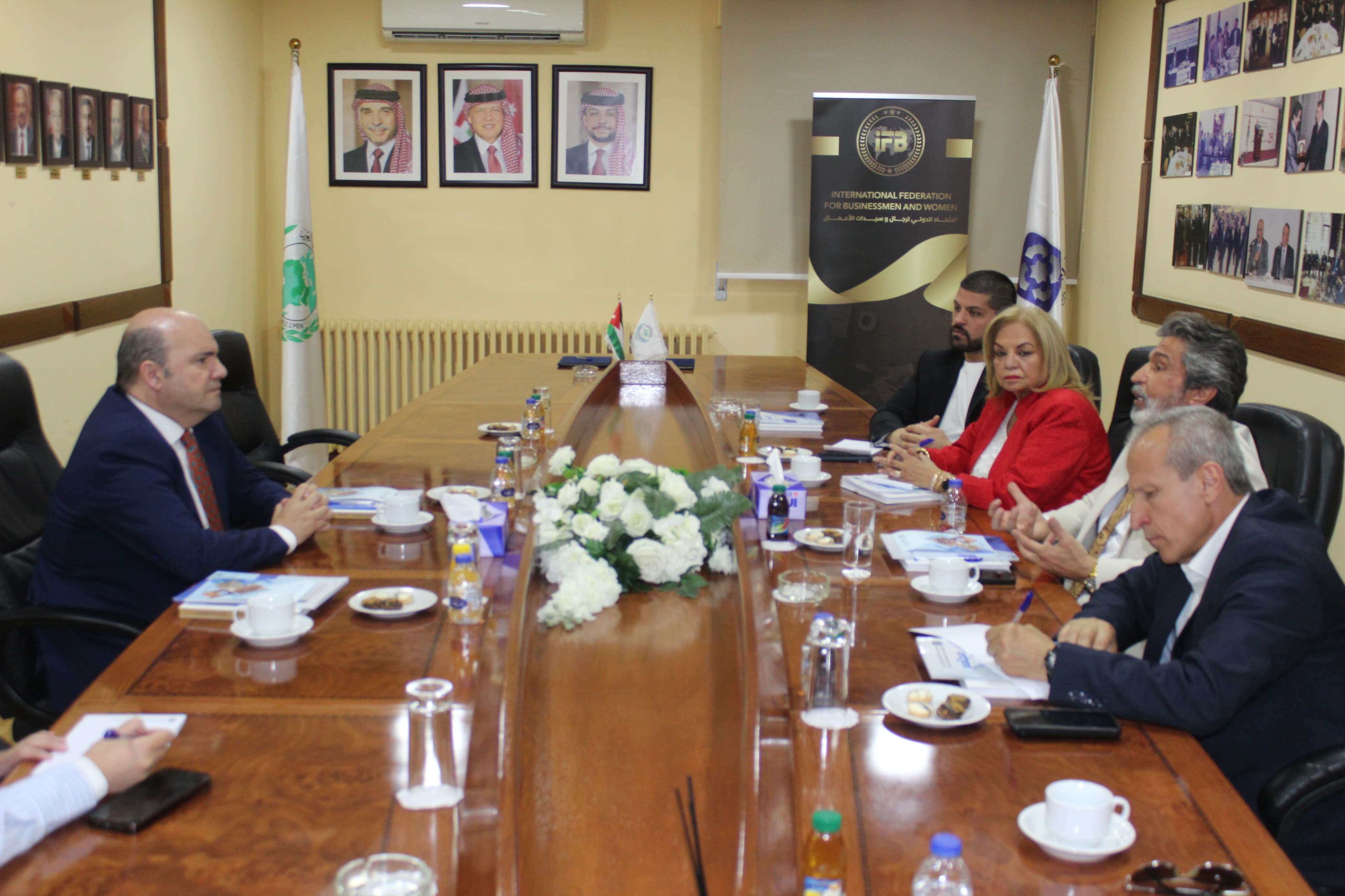 Madar Al-Saa Images 0.7979478965528988