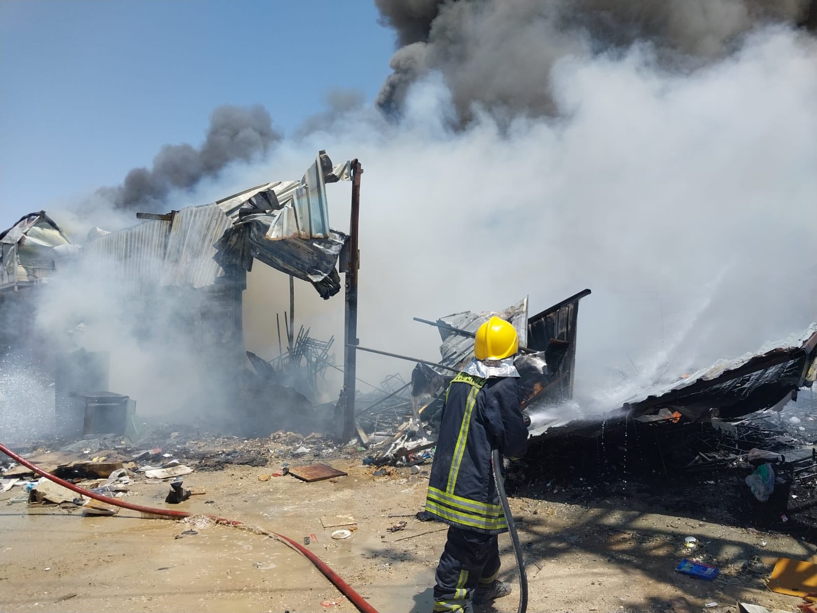 Madar Al-Saa Images 0.15498356546662018