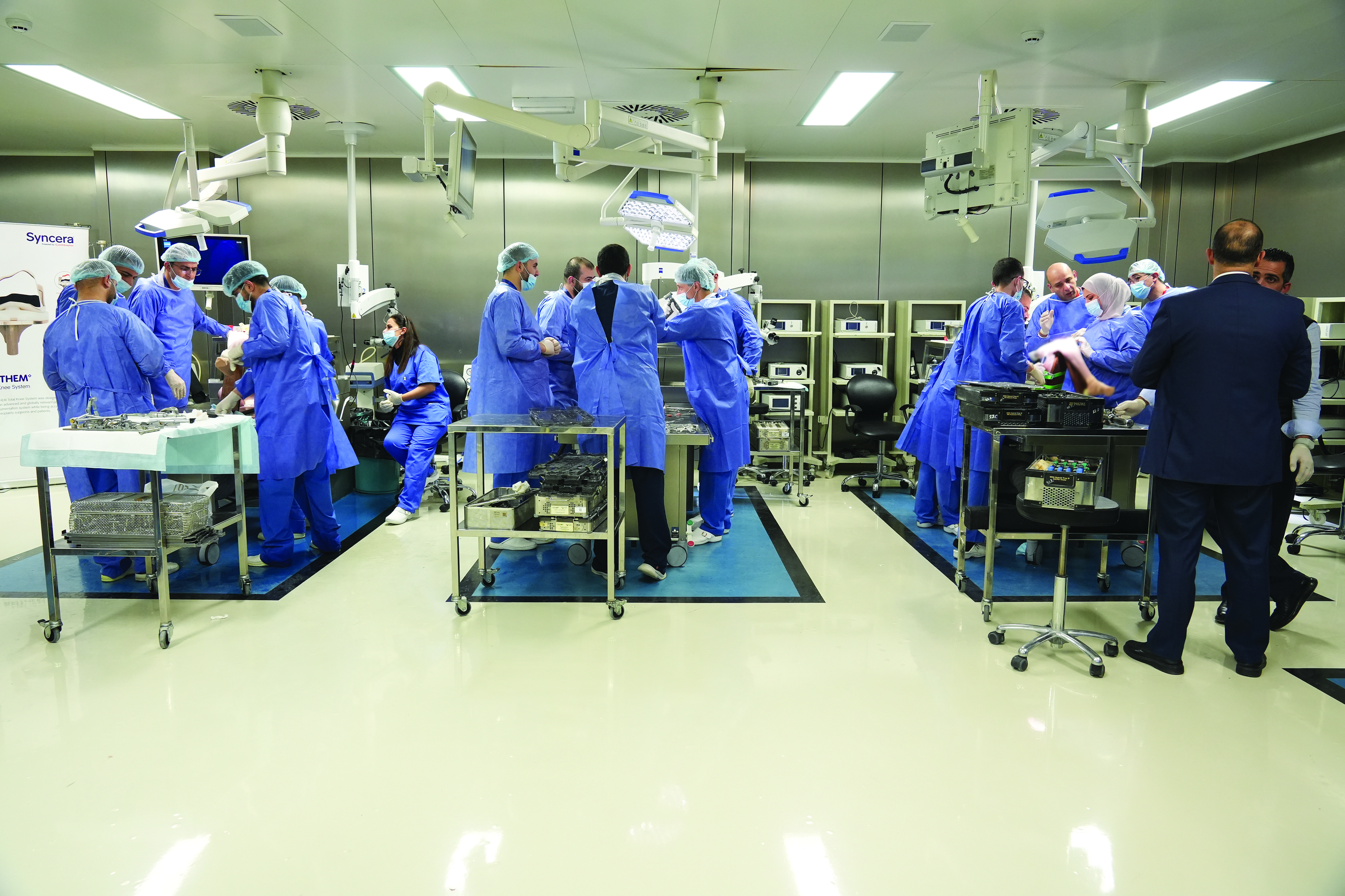 Madar Al-Saa Images 0.19601642116025453