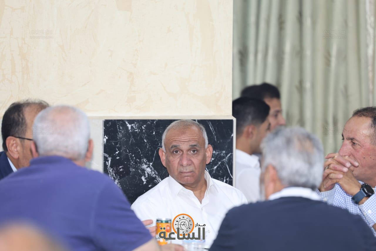 Madar Al-Saa Images 0.41461364076183416