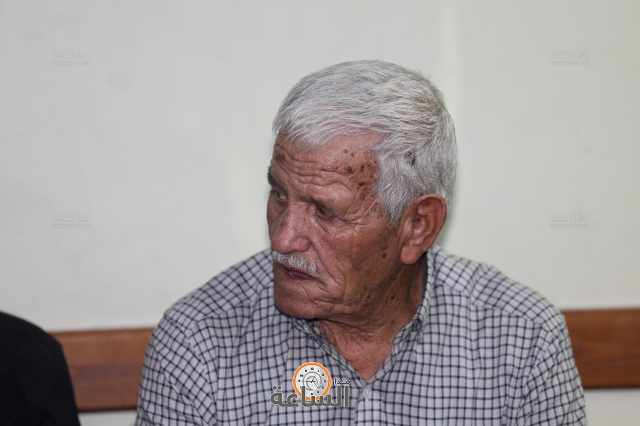 Madar Al-Saa Images 0.332660035944788