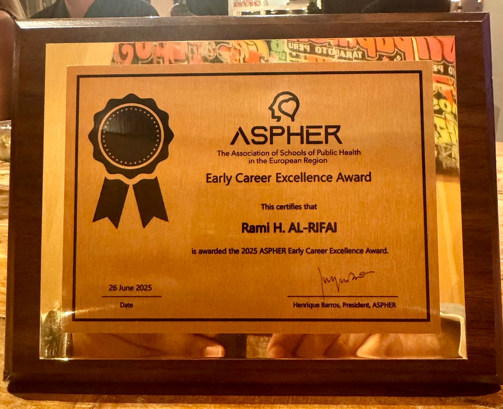 Madar Al-Saa Images 0.3288837393657835