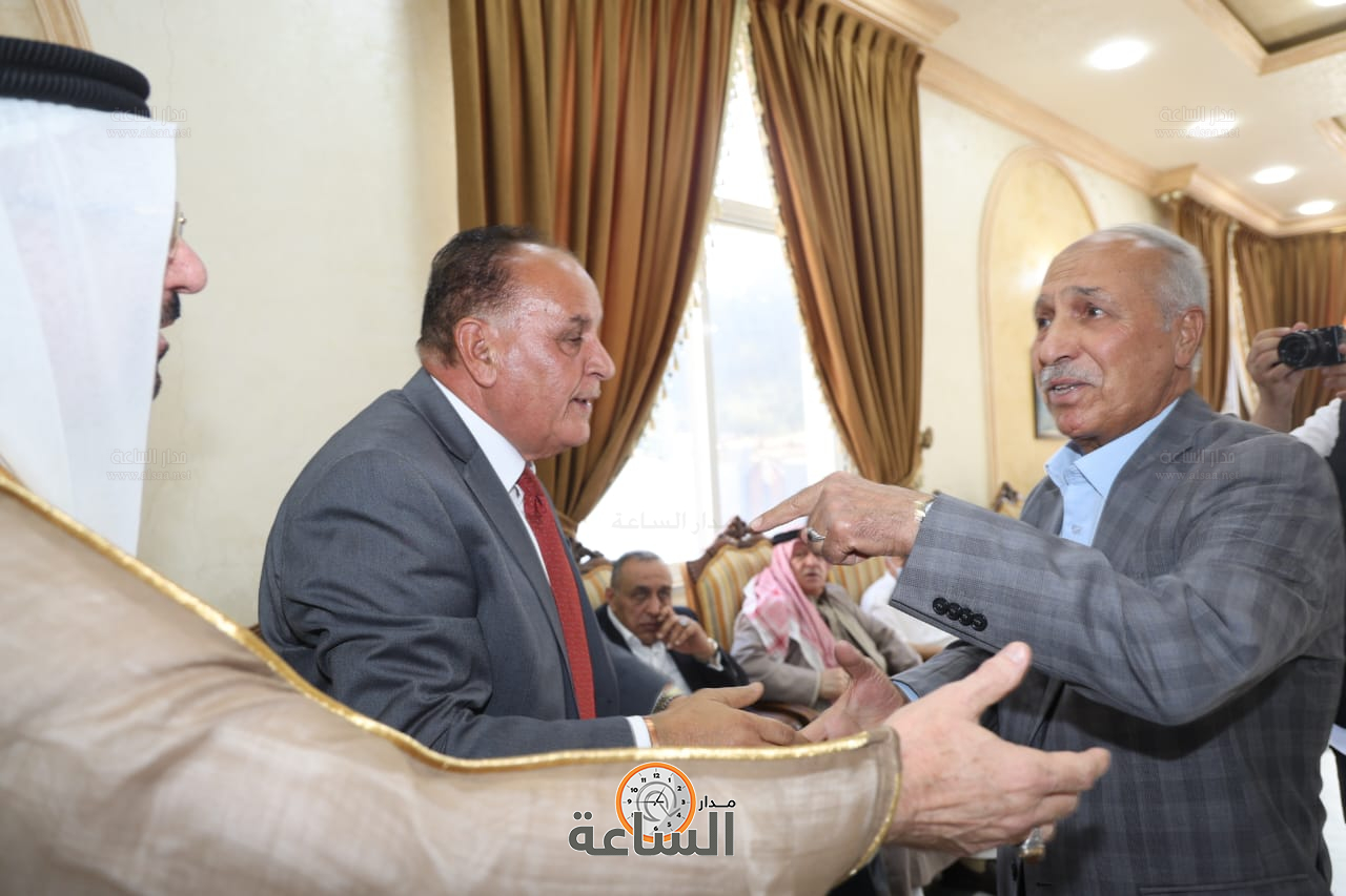 Madar Al-Saa Images 0.17687531667554257