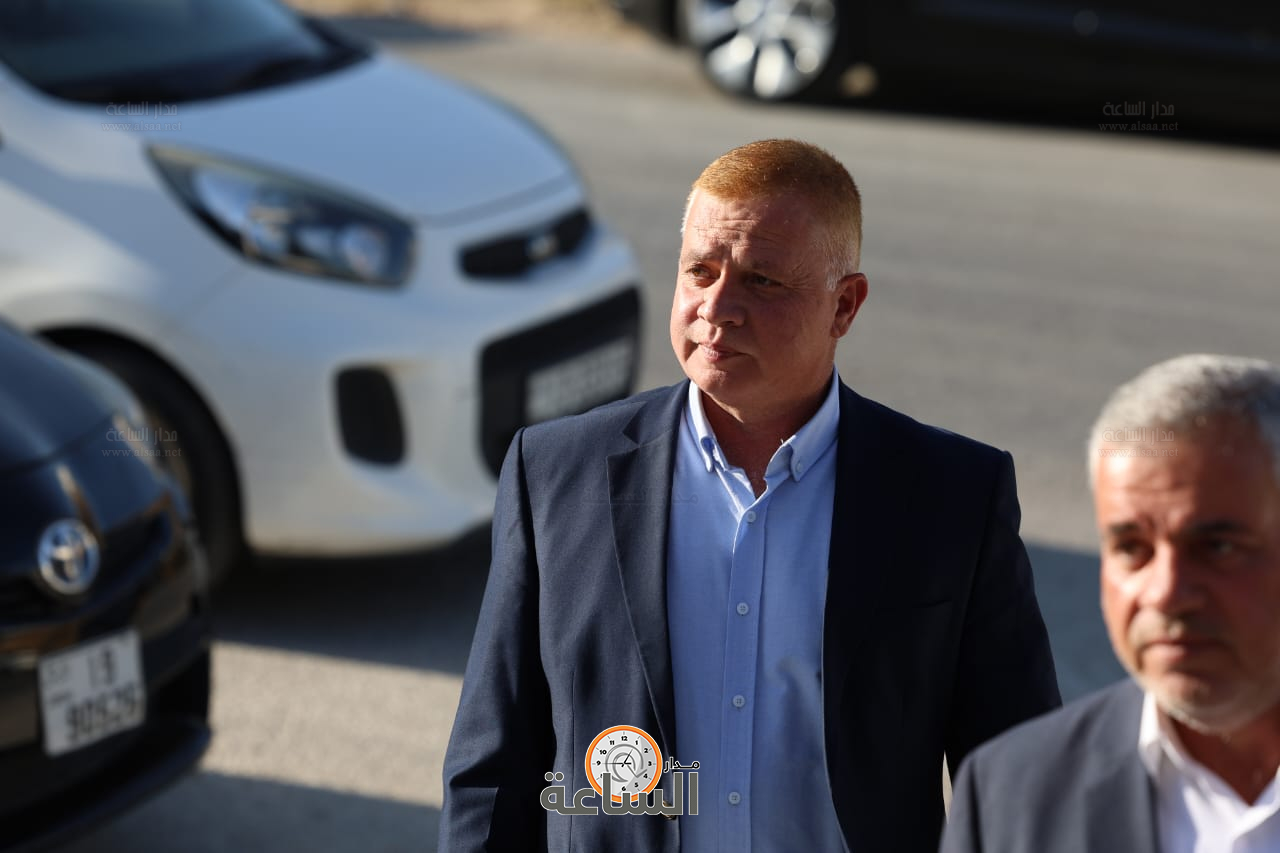 Madar Al-Saa Images 0.892344742070052