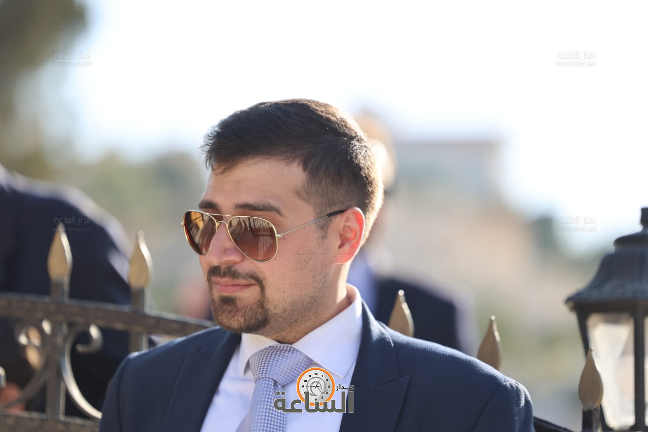 Madar Al-Saa Images 0.6987497431799345