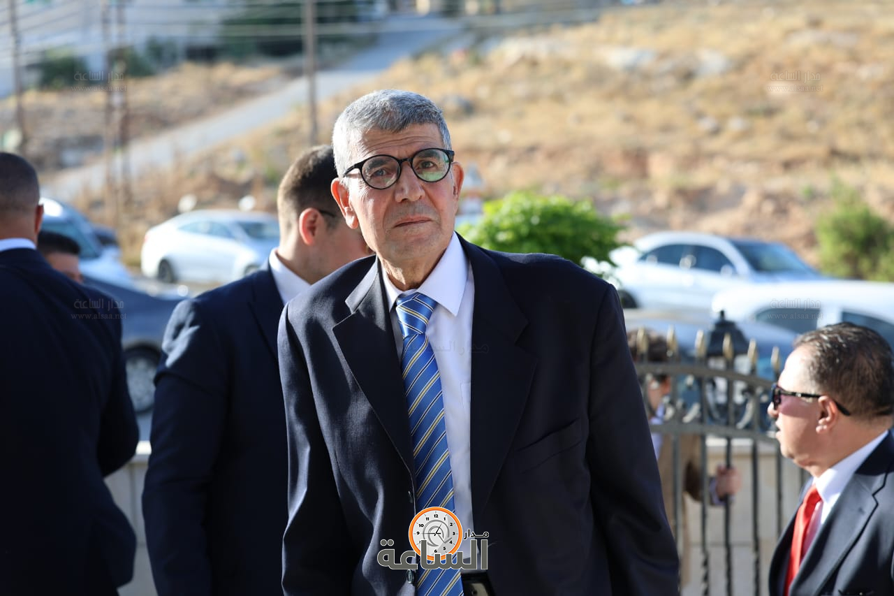 Madar Al-Saa Images 0.3331041136388633