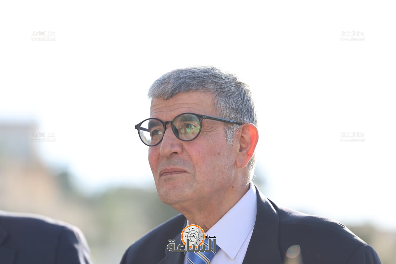 Madar Al-Saa Images 0.2111881538270164