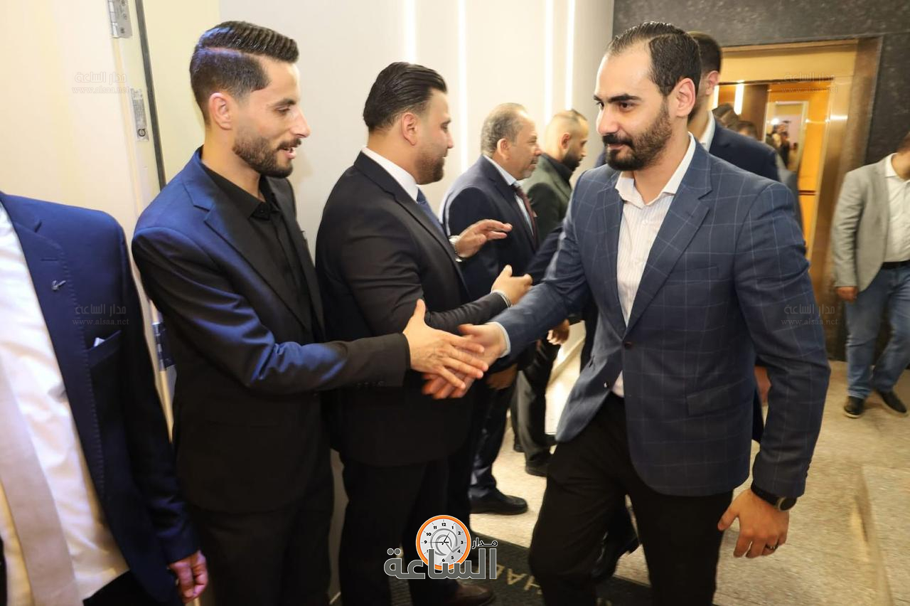 Madar Al-Saa Images 0.9212621636422345