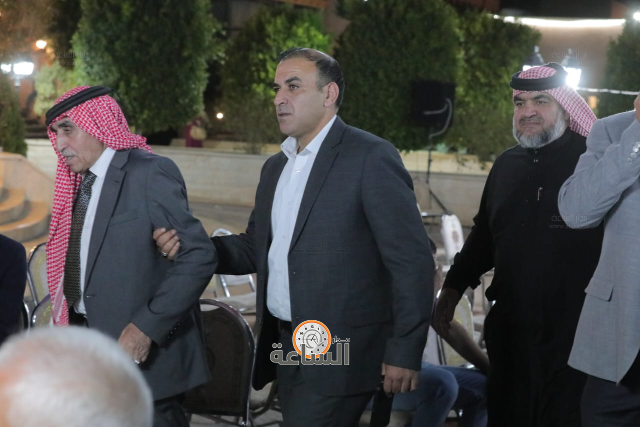 Madar Al-Saa Images 0.3650307311249874