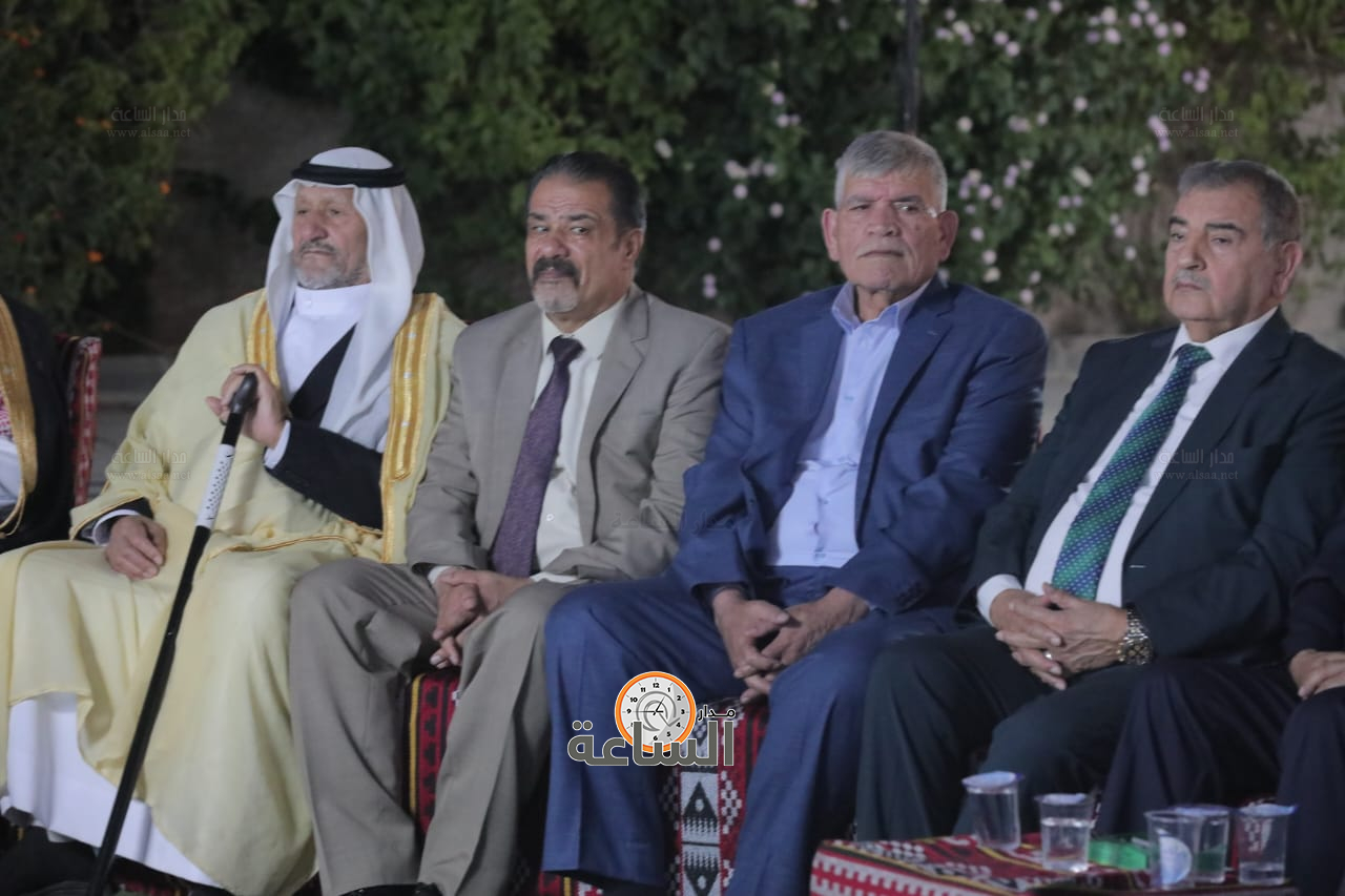 Madar Al-Saa Images 0.24685293111596318