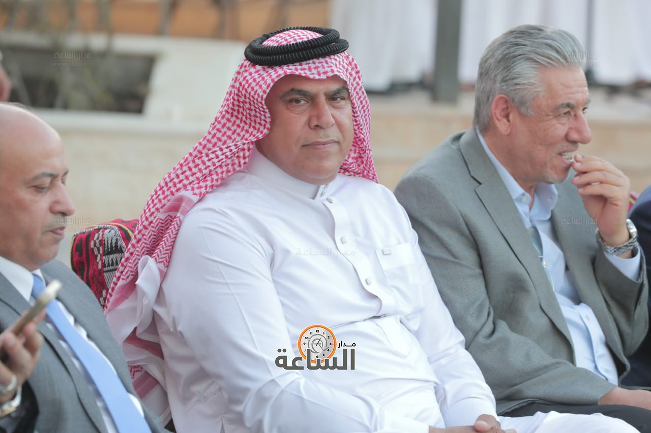 Madar Al-Saa Images 0.9467467092561279