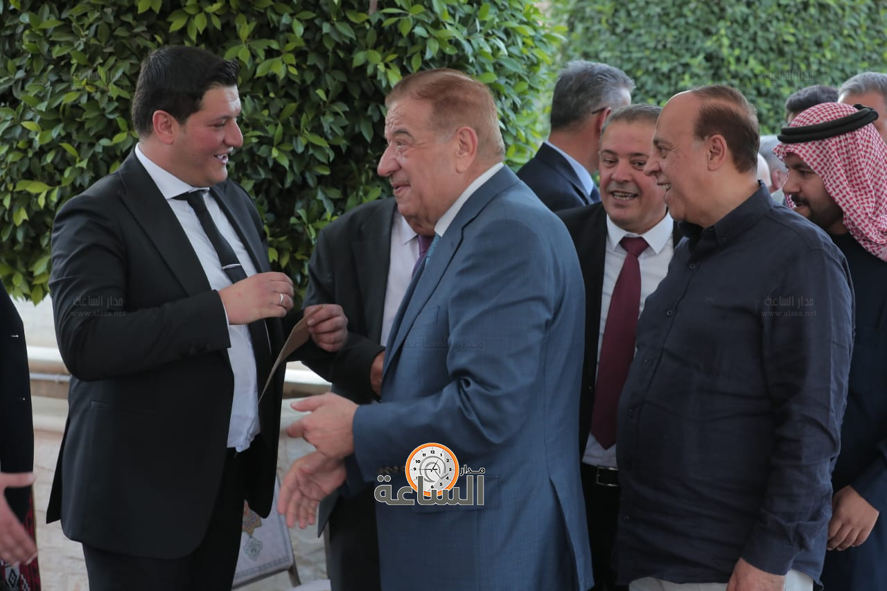 Madar Al-Saa Images 0.16259546719489593