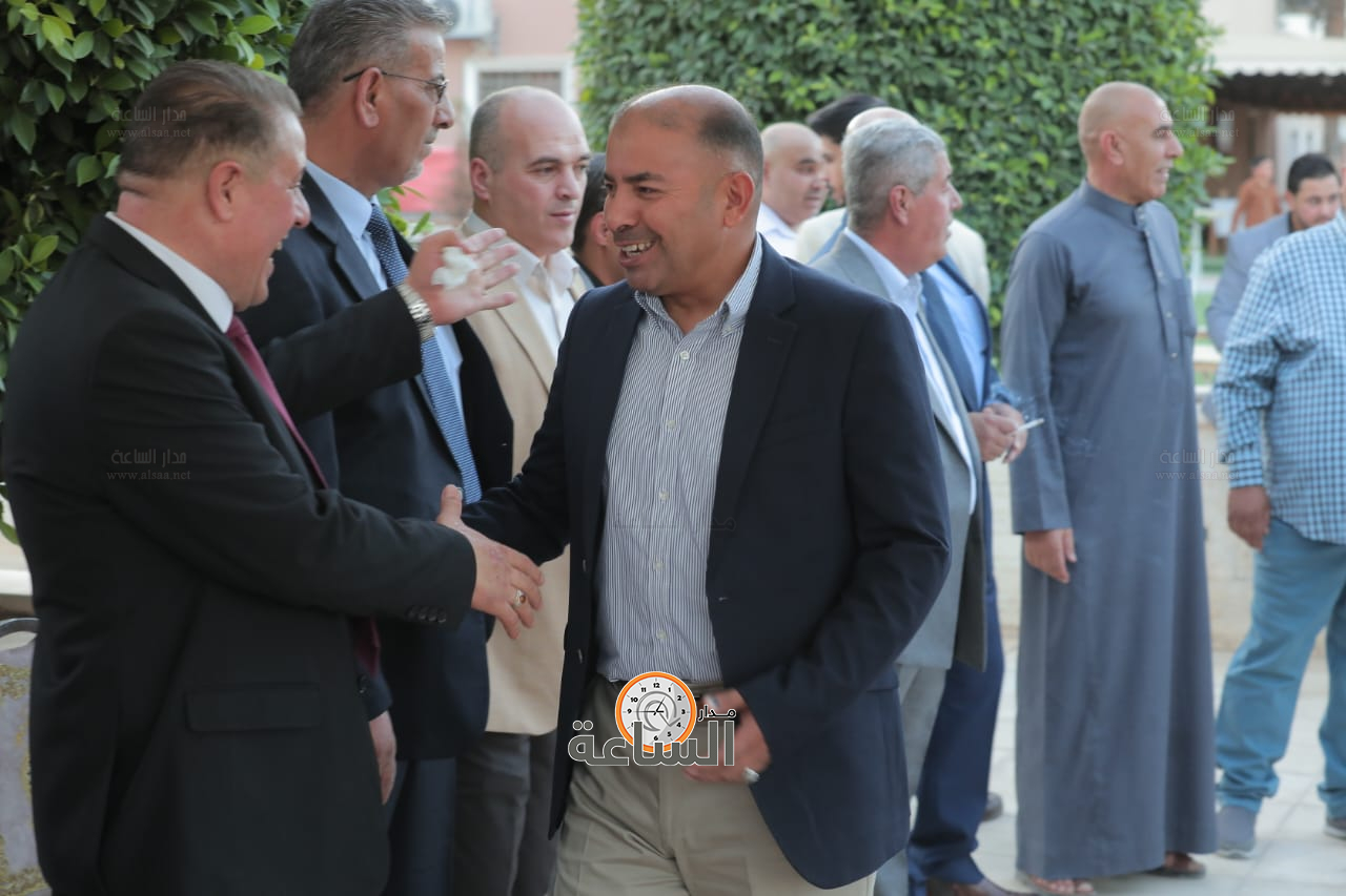 Madar Al-Saa Images 0.10805382117557161