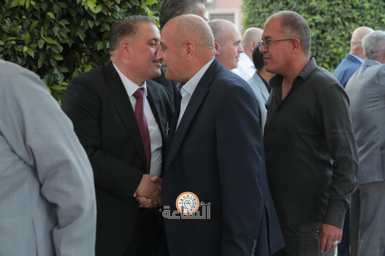 Madar Al-Saa Images 0.011880398969324135