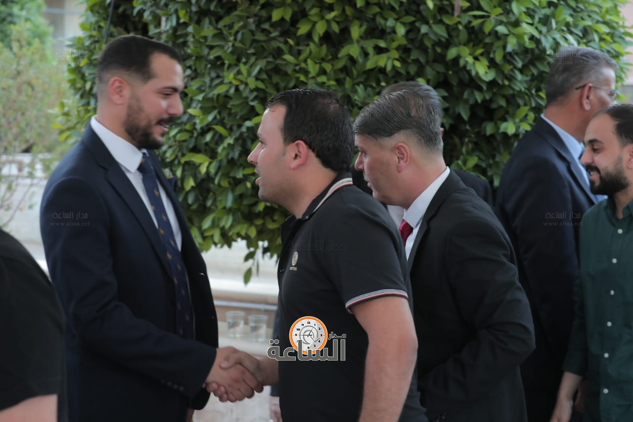 Madar Al-Saa Images 0.3919017187811602