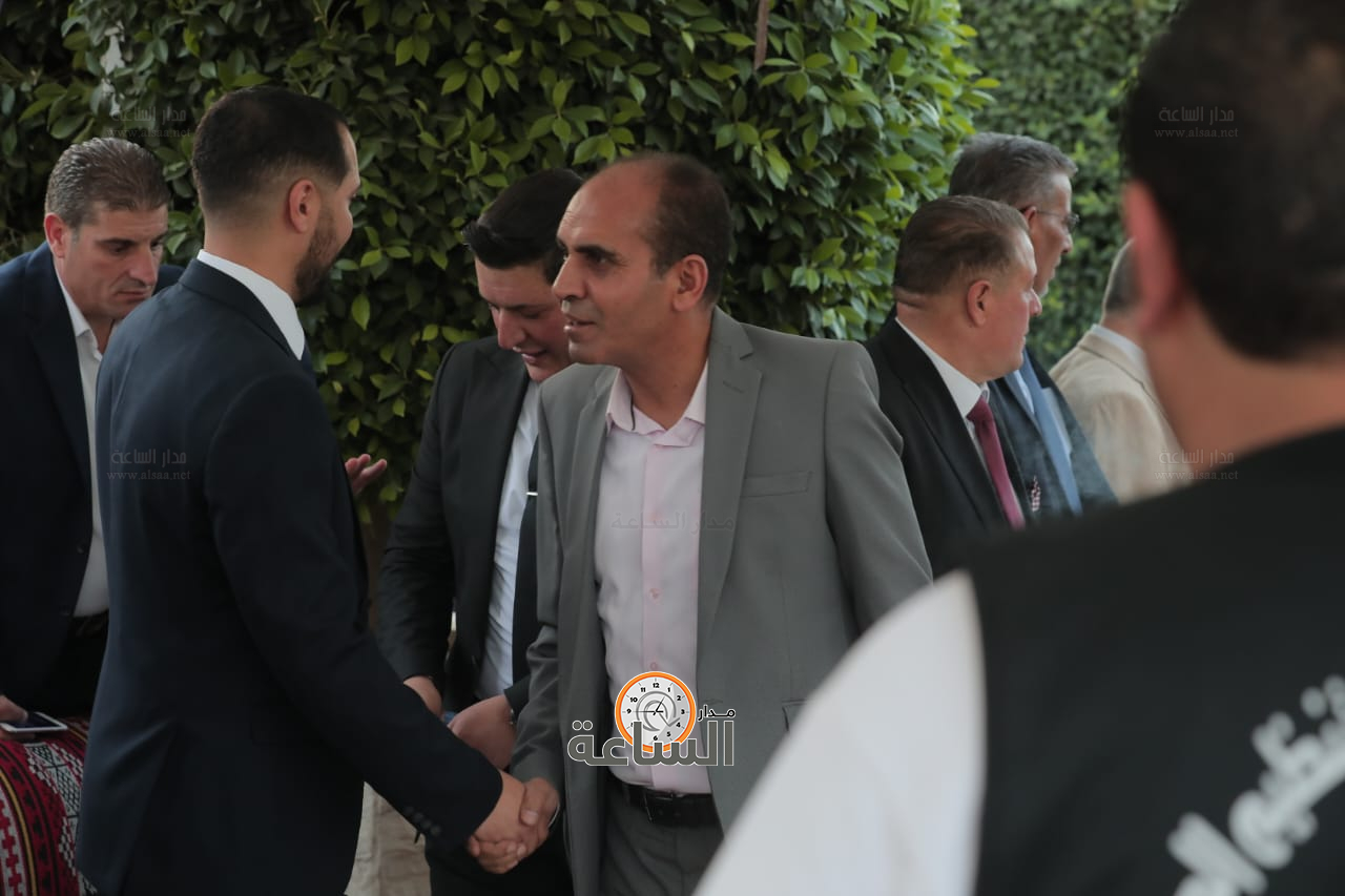 Madar Al-Saa Images 0.8698667565926496