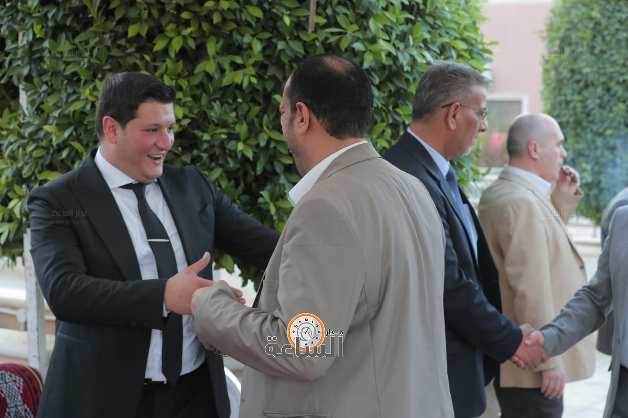 Madar Al-Saa Images 0.8798658761101111