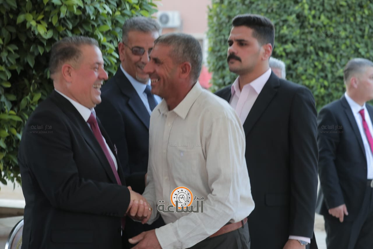 Madar Al-Saa Images 0.3526140673318794