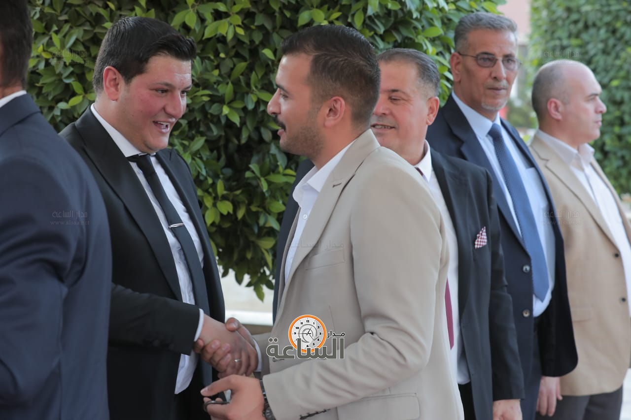 Madar Al-Saa Images 0.38741192233039434