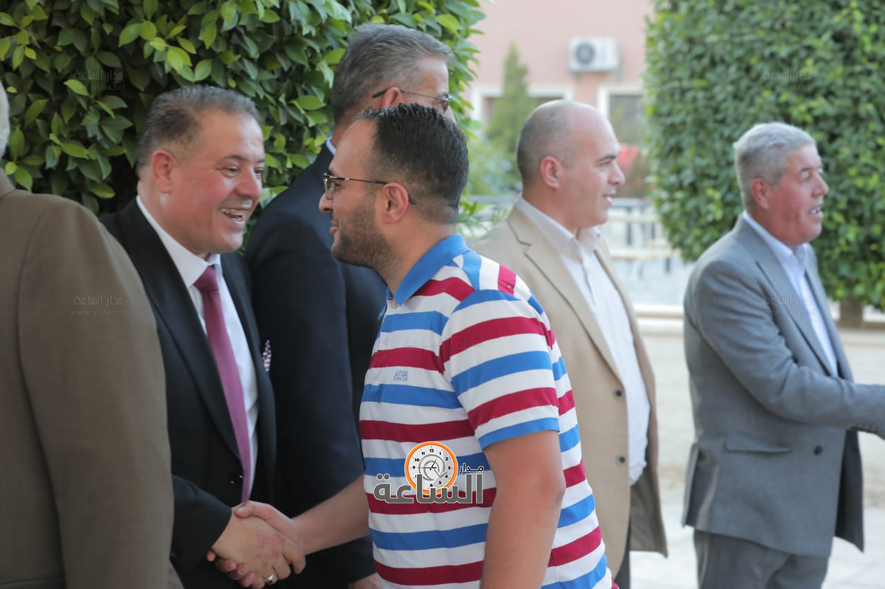 Madar Al-Saa Images 0.47688667728689316