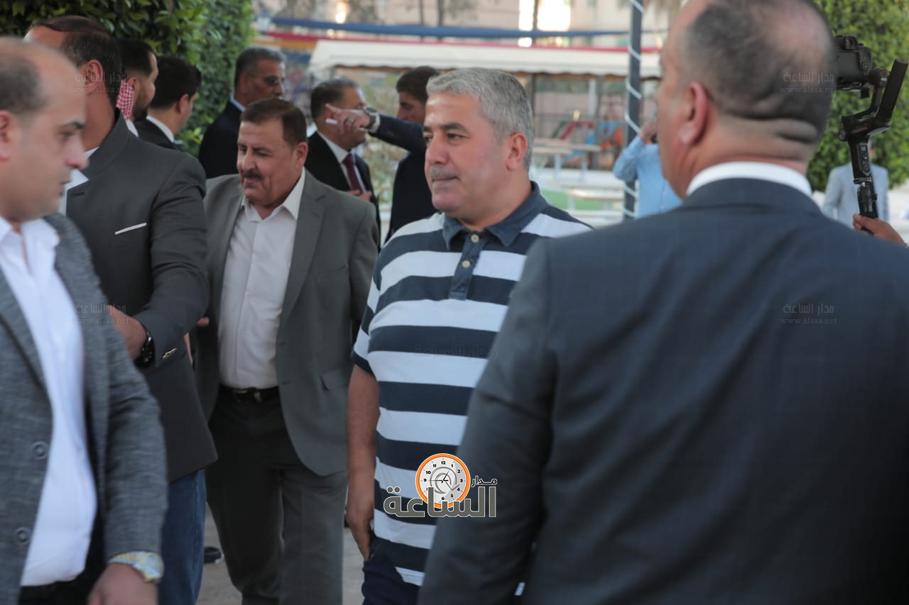 Madar Al-Saa Images 0.7183354468759494