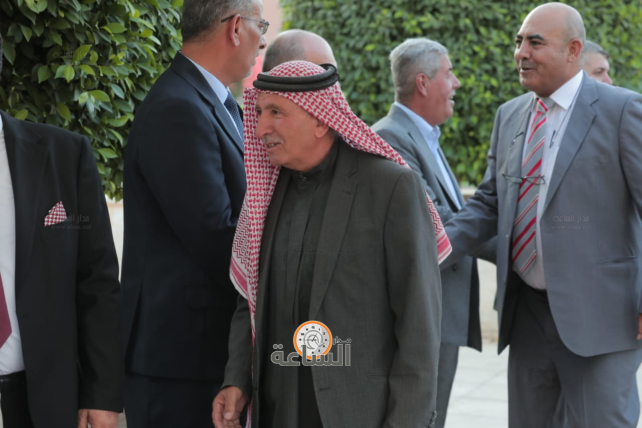 Madar Al-Saa Images 0.6873601735002016