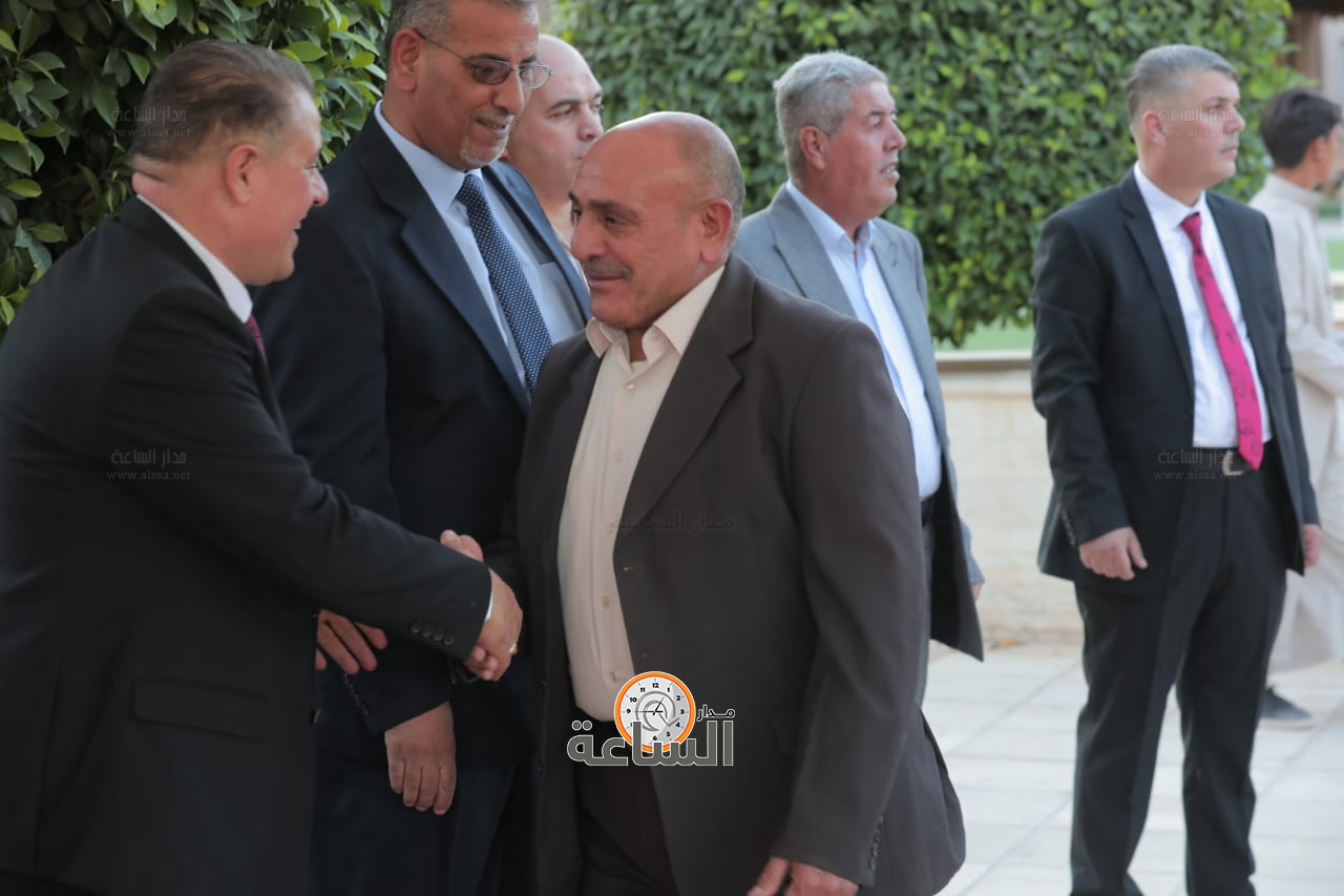 Madar Al-Saa Images 0.10412393060846237