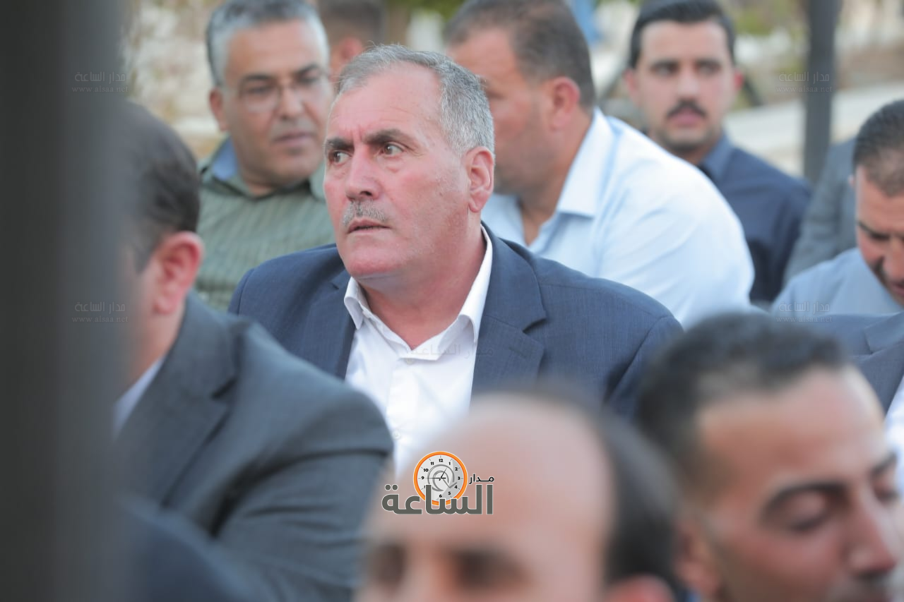 Madar Al-Saa Images 0.7397628850114213