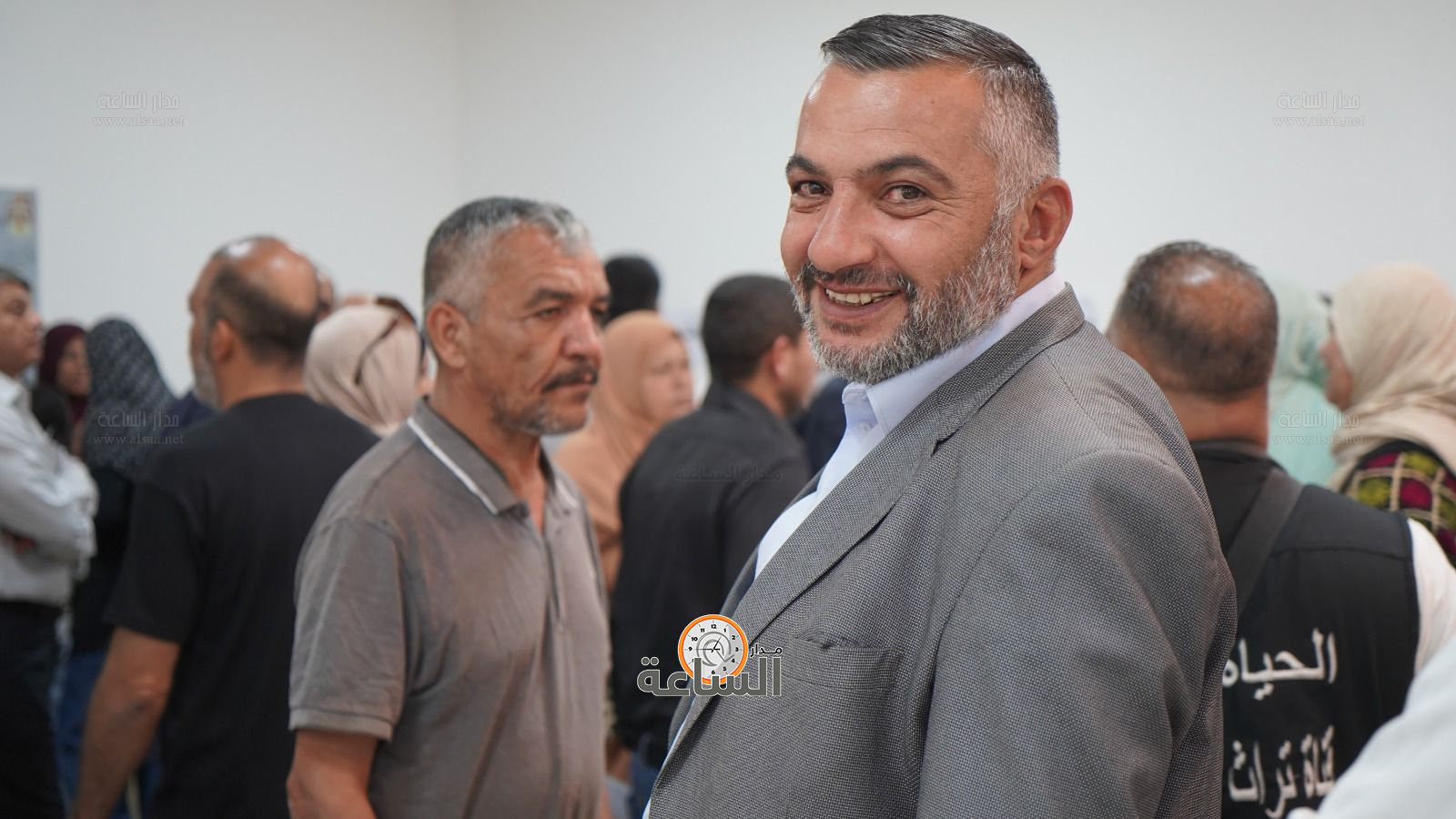 Madar Al-Saa Images 0.25301146364093086