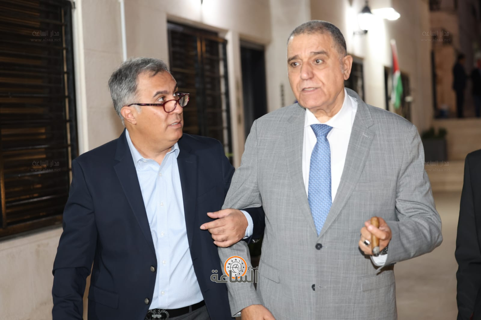 Madar Al-Saa Images 0.47817033082053695