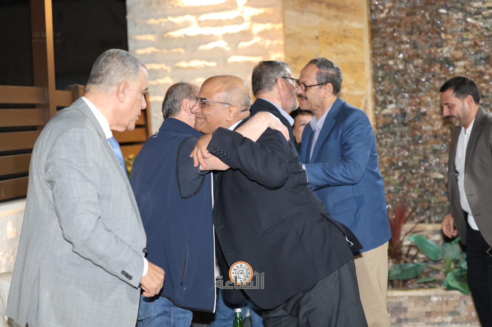 Madar Al-Saa Images 0.9701136761572238