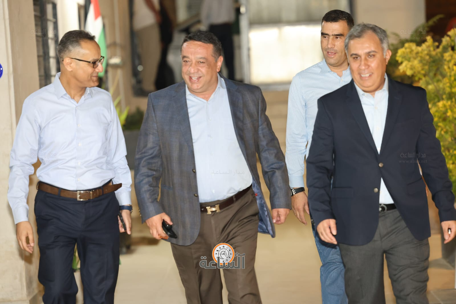 Madar Al-Saa Images 0.3730355147271709