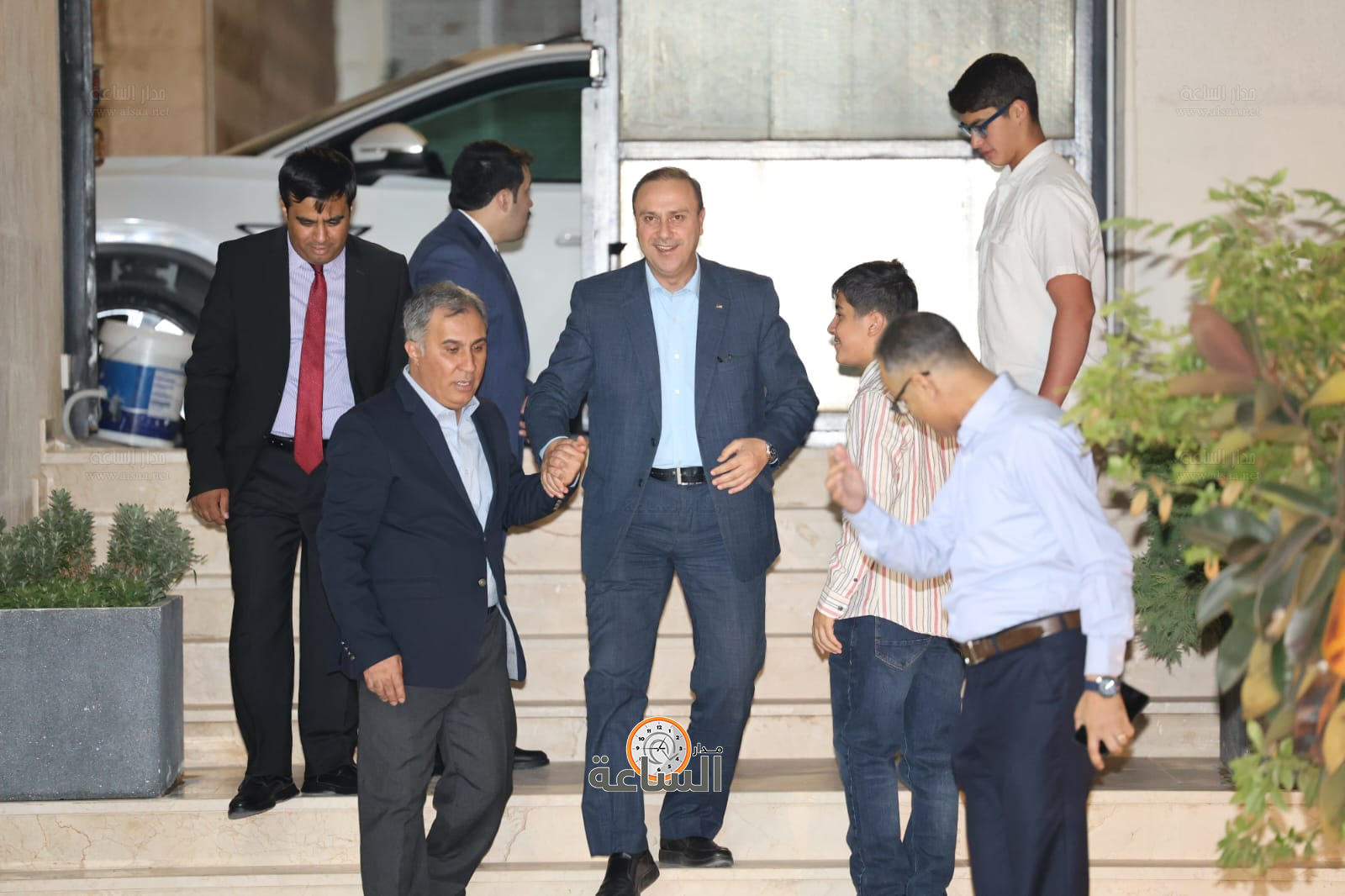 Madar Al-Saa Images 0.39414573914857354