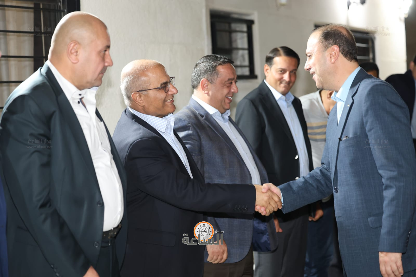 Madar Al-Saa Images 0.32527916819389713