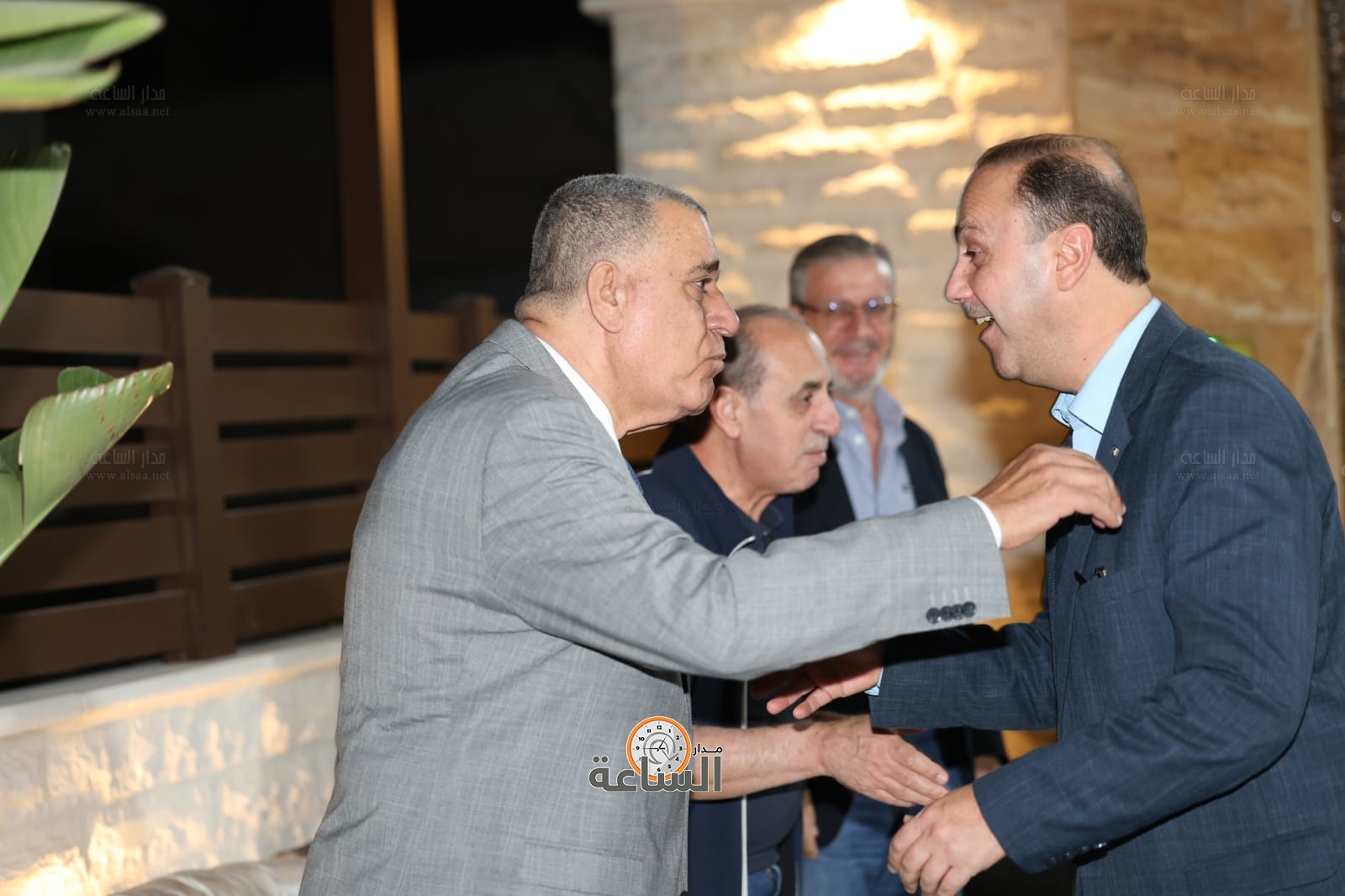 Madar Al-Saa Images 0.3743960517199617