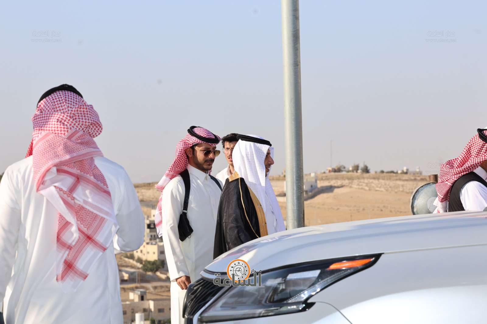 Madar Al-Saa Images 0.02493538815790952