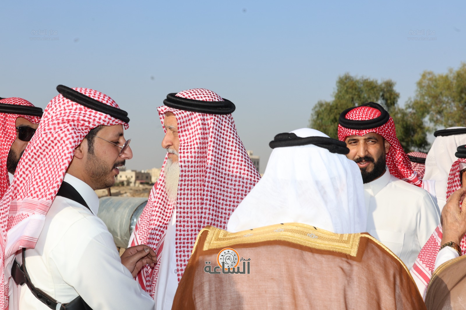 Madar Al-Saa Images 0.24604844901708067