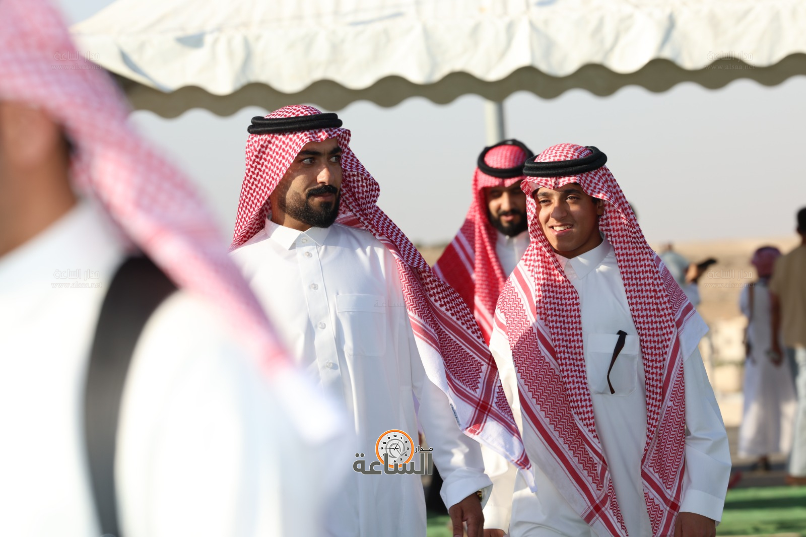 Madar Al-Saa Images 0.3345407415008098