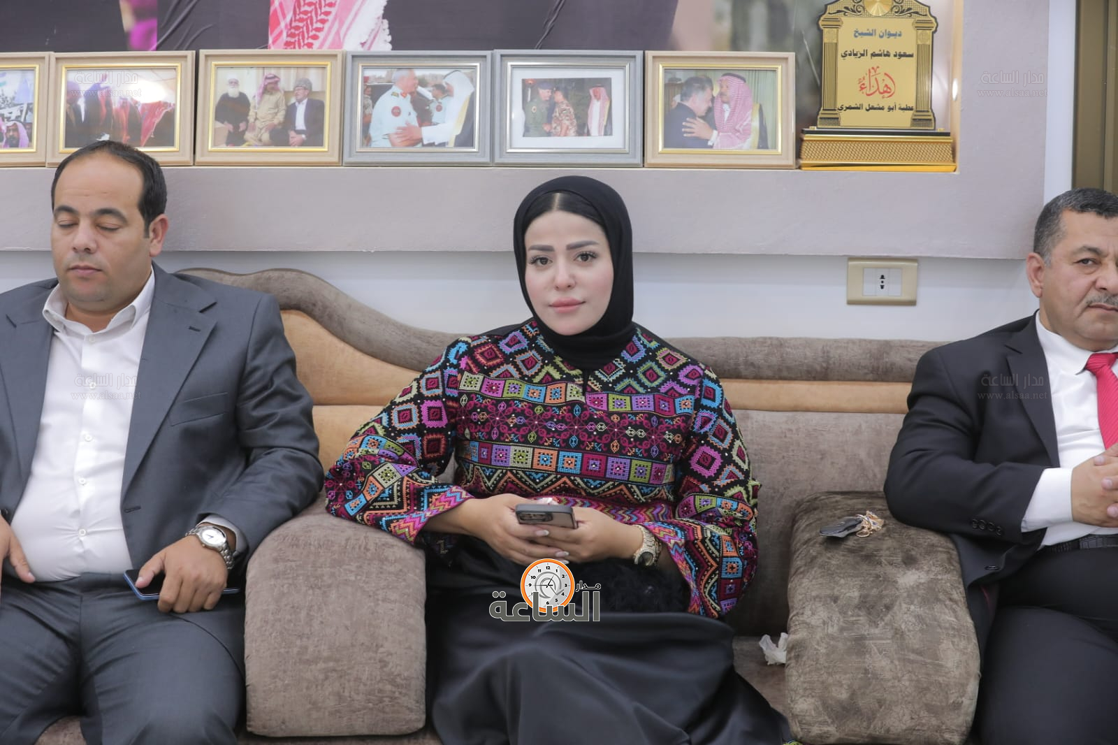 Madar Al-Saa Images 0.5382832701958389