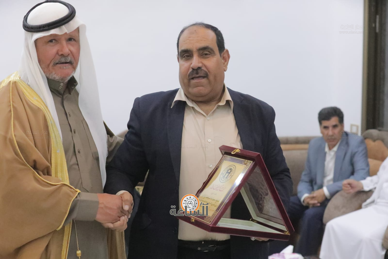 Madar Al-Saa Images 0.4788293134164925