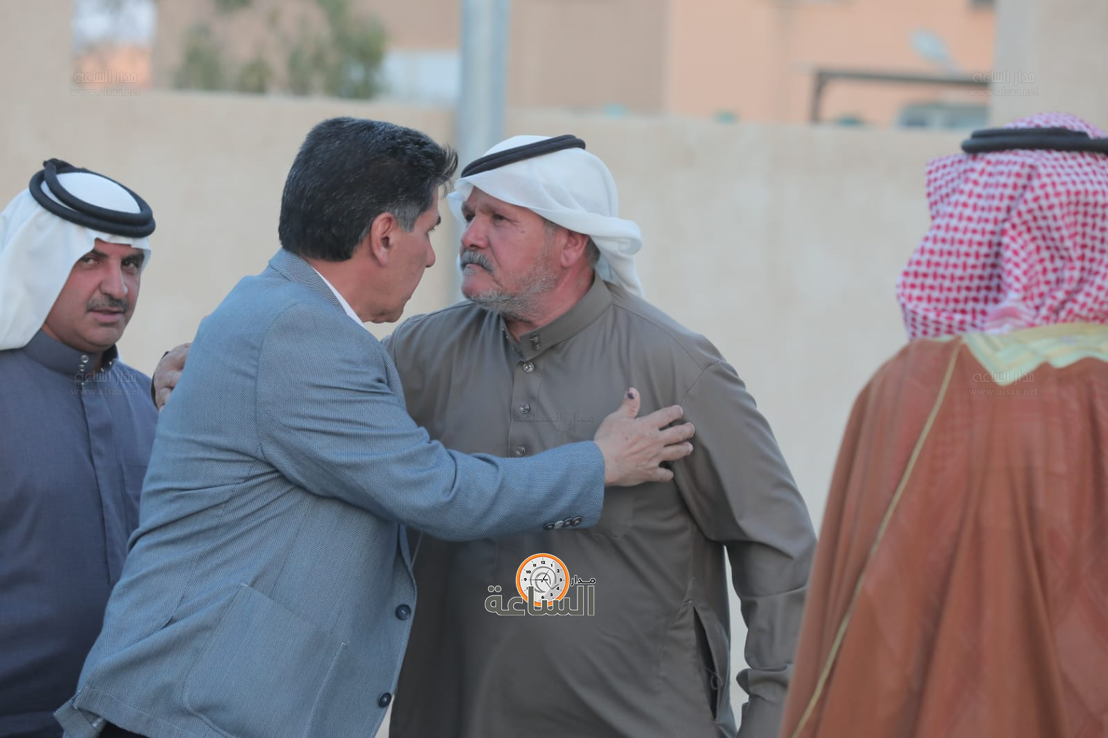 Madar Al-Saa Images 0.1853545686485899