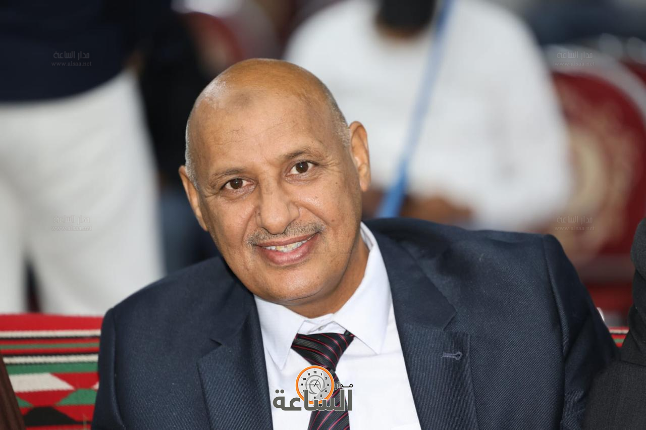 Madar Al-Saa Images 0.18709377441632613