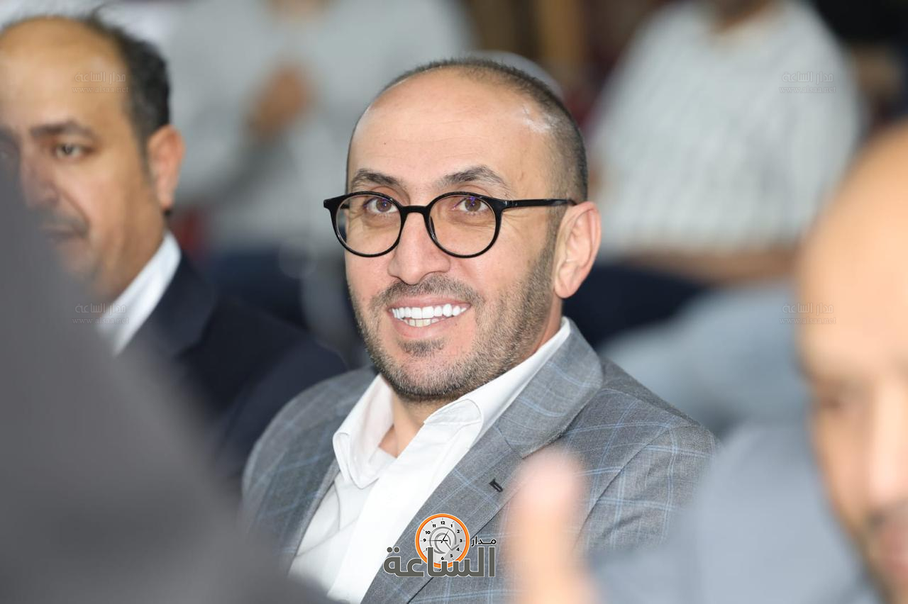 Madar Al-Saa Images 0.4907631234680271