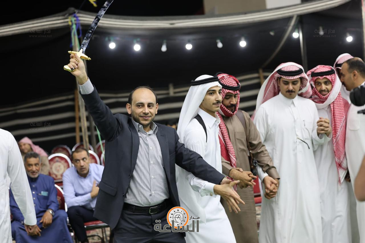 Madar Al-Saa Images 0.37783349709287295