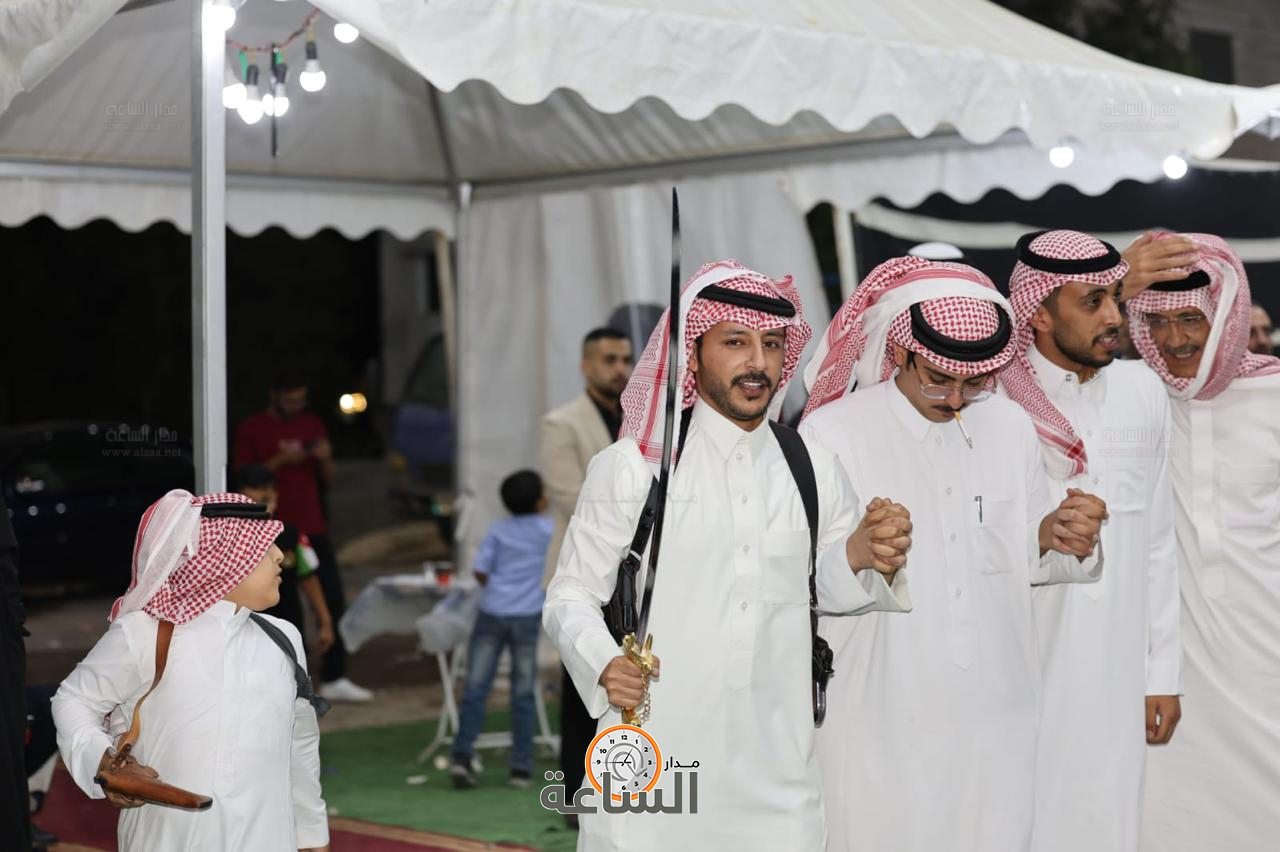 Madar Al-Saa Images 0.4931609005806694