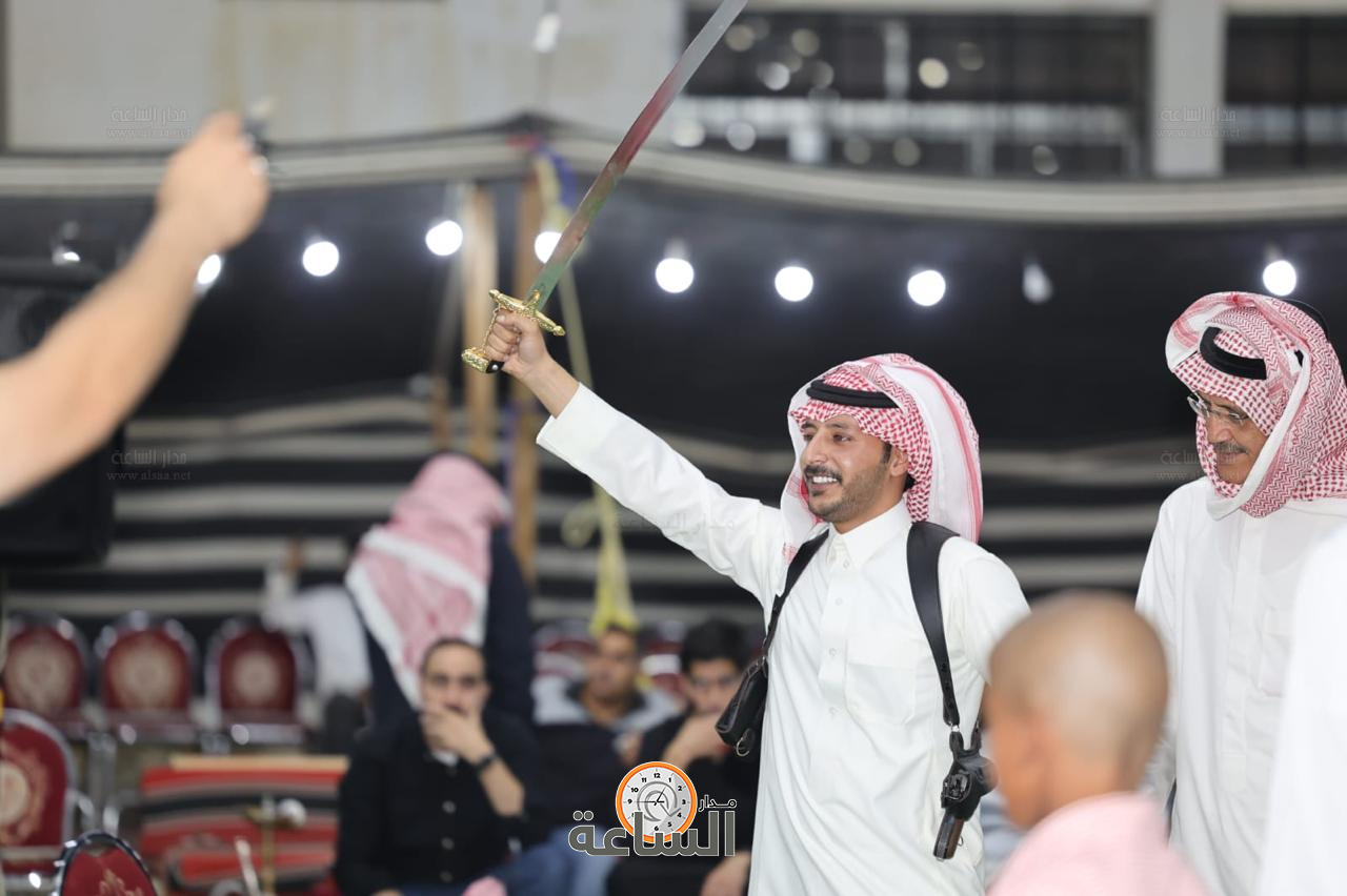 Madar Al-Saa Images 0.7864425219014246