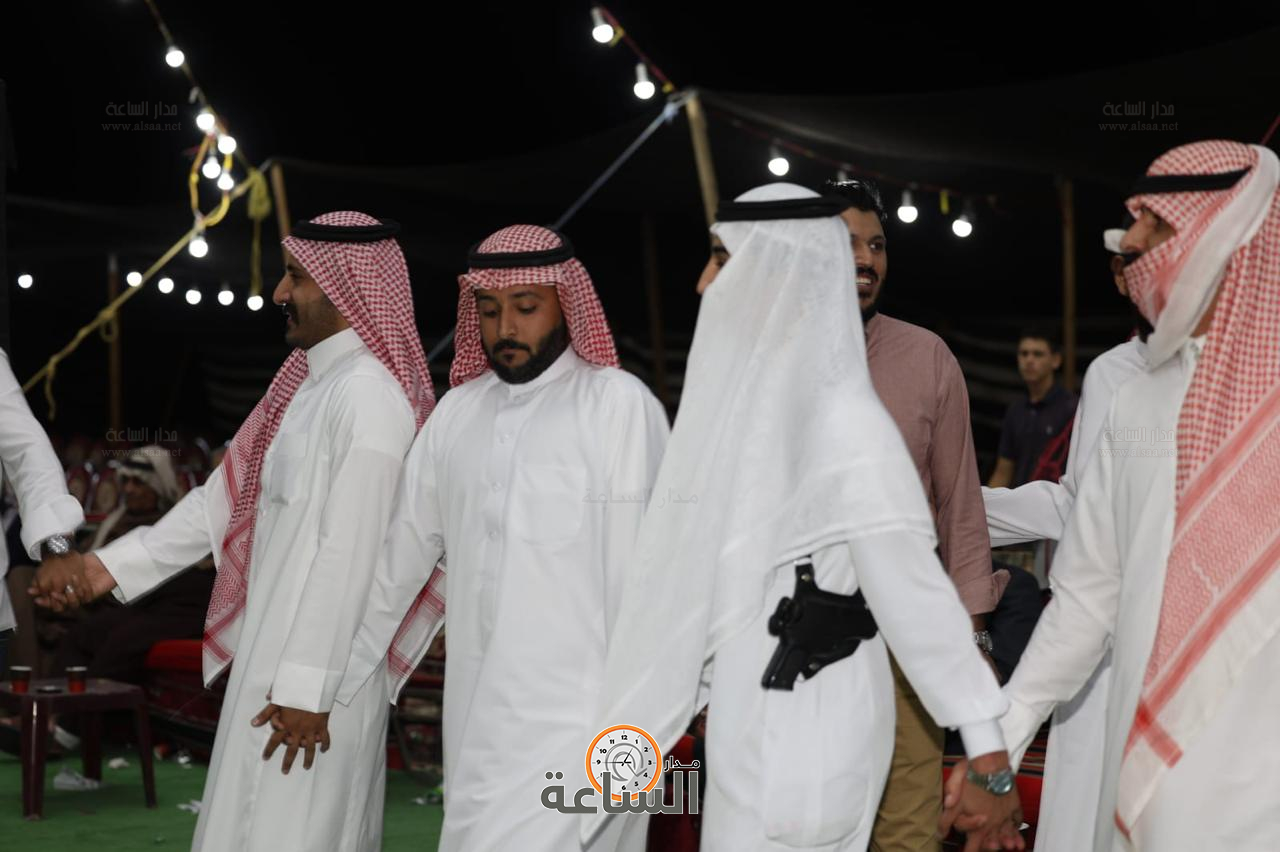 Madar Al-Saa Images 0.03716847689164082