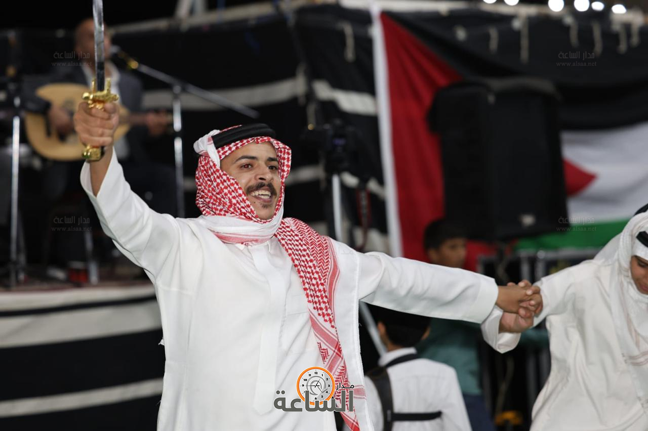 Madar Al-Saa Images 0.8225308603783232