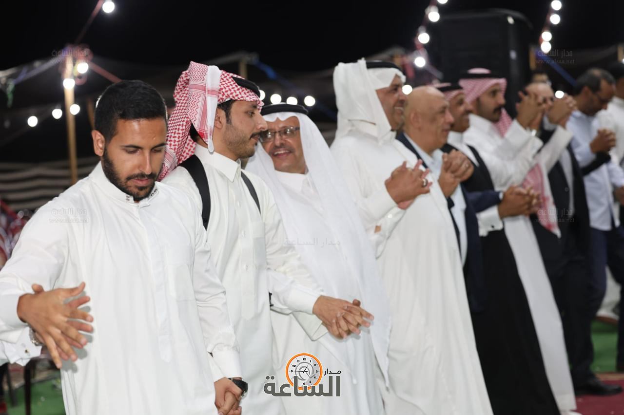 Madar Al-Saa Images 0.2657116615920436