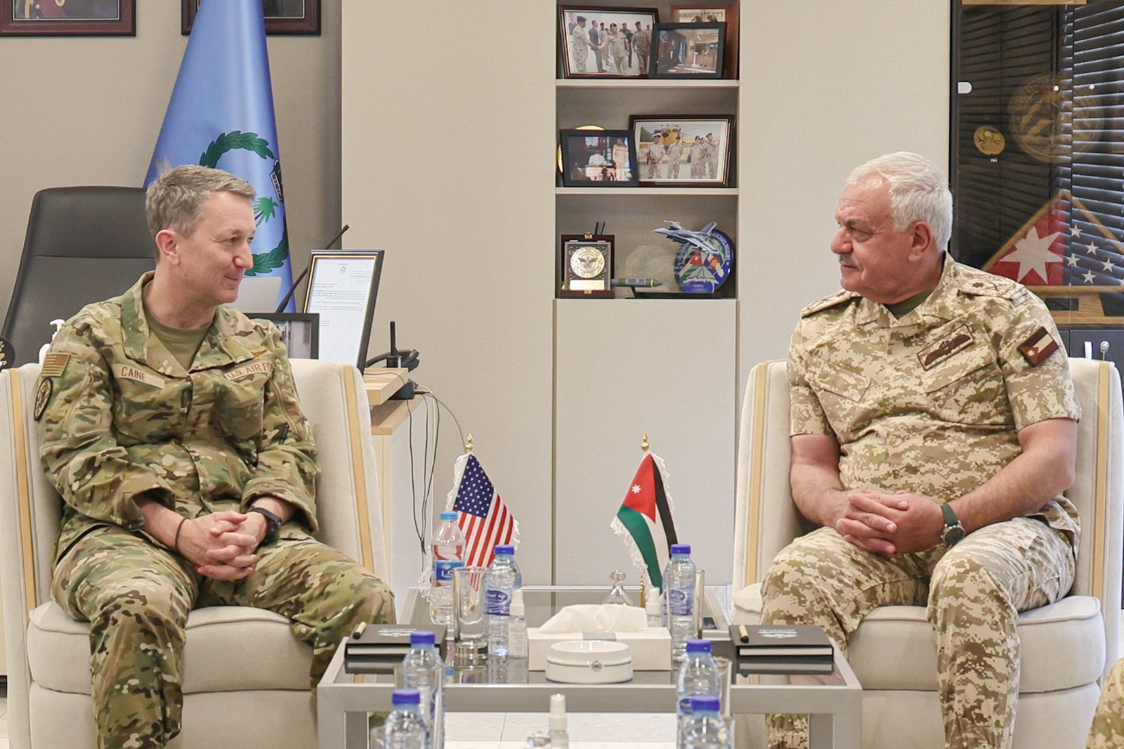 Madar Al-Saa Images 0.9412592843743336